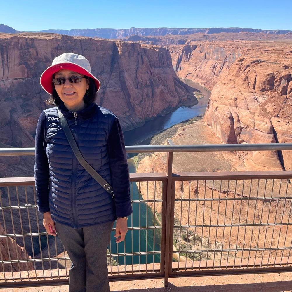 Meet your Posher, Ana